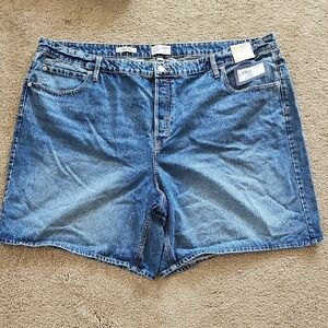 Universal Thread High Rise 90s Baggy Denim Bermuda Shorts 26